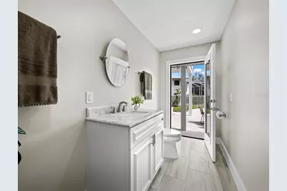 430 Island Circle, Sarasota, FL 34242 - Photo 25