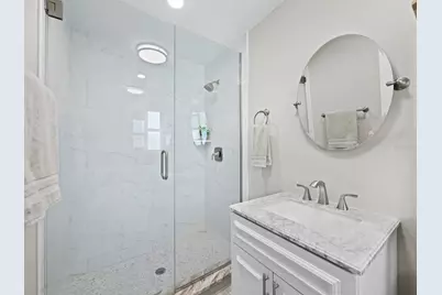 430 Island Circle, Sarasota, FL 34242 - Photo 27