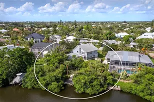 430 Island Cir, Sarasota, FL 34242 - Photo 41
