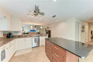 3406 Falcon Pl, Bradenton, FL 34210 - Photo 13