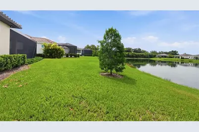 7712 Sandhill Lake Drive, Sarasota, FL 34241 - Photo 47