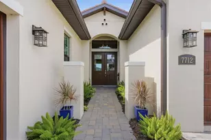7712 Sandhill Lake Dr, Sarasota, FL 34241 - Photo 5