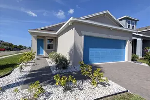 5763 Bungalow Grove Ct, Palmetto, FL 34221 - Photo 3