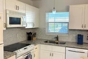 2115 9th Ave W, Bradenton, FL 34205 - Photo 3