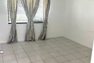 2115 9th Ave W, Bradenton, FL 34205 - Photo 5