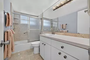 4390 Exeter Dr, Longboat Key, FL 34228 - Photo 27