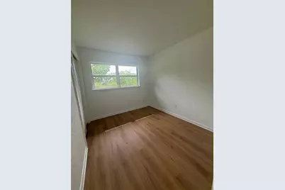 2588 Colorado Street, Sarasota, FL 34237 - Photo 15
