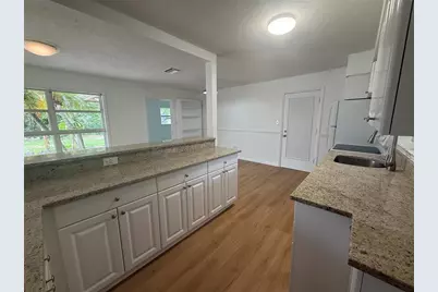 2588 Colorado Street, Sarasota, FL 34237 - Photo 5