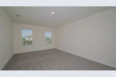 5657 Soft Skies Drive, Sarasota, FL 34238 - Photo 13