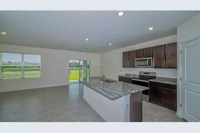 5657 Soft Skies Drive, Sarasota, FL 34238 - Photo 3