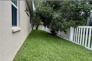 11805 Soft Rush Terrace, Lakewood Ranch, FL 34202 - Photo 9