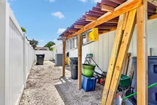 5610 33rd Ln E, Bradenton, FL 34203 - Photo 45