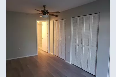 549 Lakeside Drive #549, Bradenton, FL 34210 - Photo 9