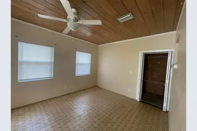 3305 13th Avenue W, Bradenton, FL 34205 - Photo 17