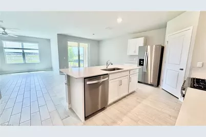 17710 Shade Tree Loop, Punta Gorda, FL 33982 - Photo 5