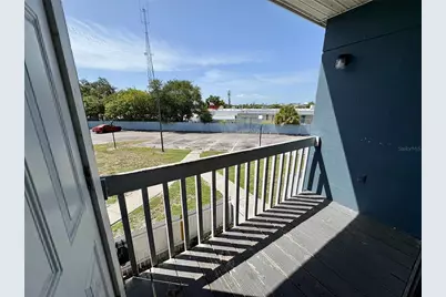 1911 5th Street W #E, Bradenton, FL 34205 - Photo 9