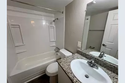 1911 5th Street W #E, Bradenton, FL 34205 - Photo 15