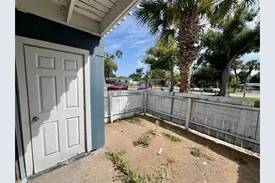2013 5th Street W #A, Bradenton, FL 34205 - Photo 9