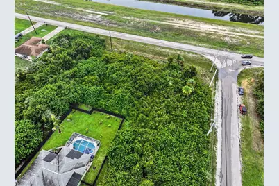 5101 Sunshine Boulevard N, Lehigh Acres, FL 33971 - Photo 9
