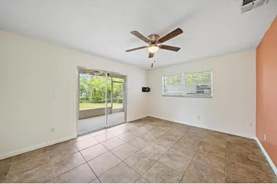 1521 13th Street W, Palmetto, FL 34221 - Photo 9