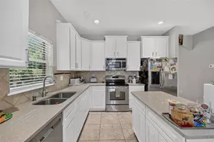 5512 Mang Pl, Sarasota, FL 34238 - Photo 11