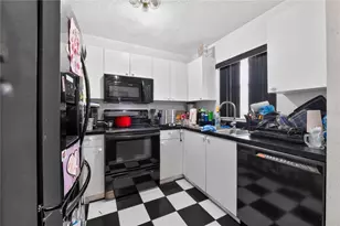 1904 2nd Ave E, Palmetto, FL 34221 - Photo 13