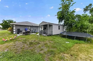 1904 2nd Ave E, Palmetto, FL 34221 - Photo 7