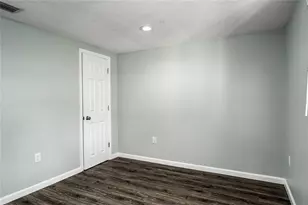 3504 38th St E, Palmetto, FL 34221 - Photo 9