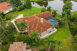7808 Derby Ct, Lakewood Ranch, FL 34202 - Photo 3