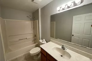 12119 Warwick Cir, Parrish, FL 34219 - Photo 21