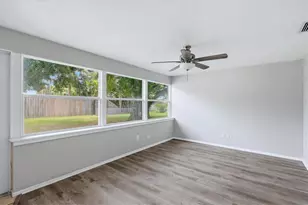 2173 Fiesta Dr, Sarasota, FL 34231 - Photo 19