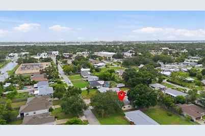 2173 Fiesta Drive, Sarasota, FL 34231 - Photo 3