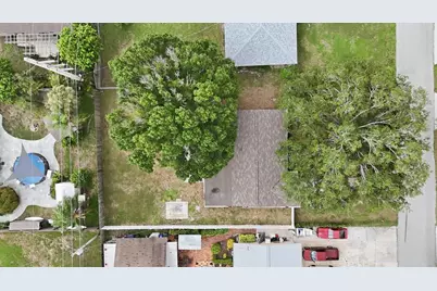 2173 Fiesta Drive, Sarasota, FL 34231 - Photo 35