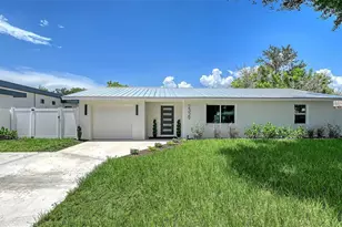 2329 Rose St, Sarasota, FL 34239 - Photo 5