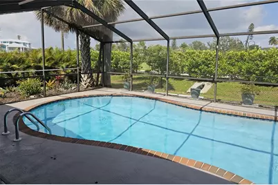 211 22nd Street NE, Bradenton, FL 34208 - Photo 5