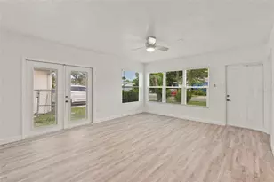 2827 16th Ave S, Saint Petersburg, FL 33712 - Photo 9