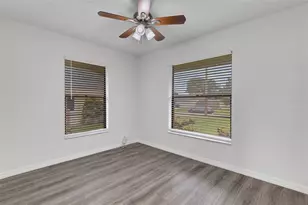 3209 Pafko Dr, Sarasota, FL 34232 - Photo 41