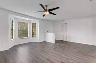 3209 Pafko Dr, Sarasota, FL 34232 - Photo 7