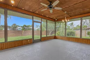 3209 Pafko Dr, Sarasota, FL 34232 - Photo 25