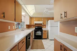 427 Rubens Dr, Nokomis, FL 34275 - Photo 23