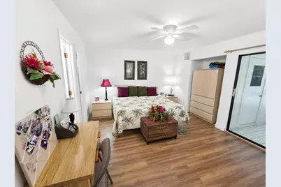 225 Oak Hill Drive #10, Sarasota, FL 34232 - Photo 3