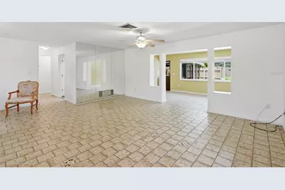 2711 Gulf Gate Drive, Sarasota, FL 34231 - Photo 5