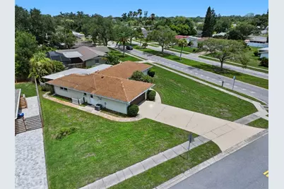 2711 Gulf Gate Drive, Sarasota, FL 34231 - Photo 27