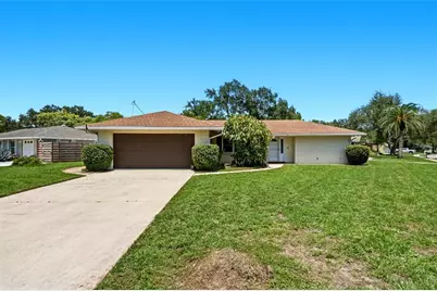 2711 Gulf Gate Drive, Sarasota, FL 34231 - Photo 3