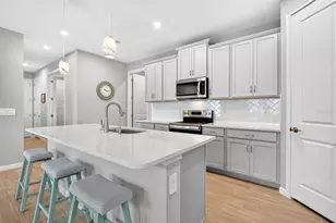 12371 Hearts Ease St, Venice, FL 34293 - Photo 5