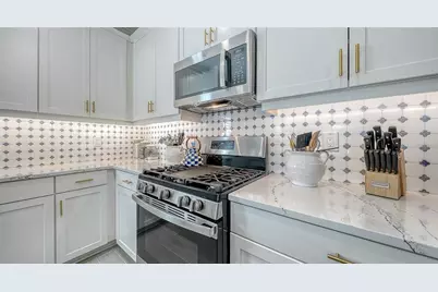 8152 Sternway Road, Sarasota, FL 34240 - Photo 23