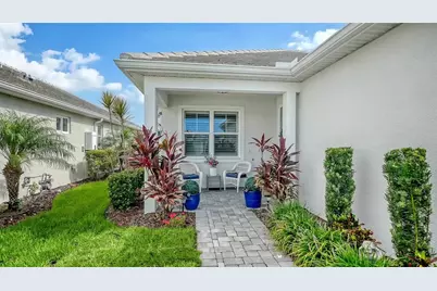 8152 Sternway Road, Sarasota, FL 34240 - Photo 5