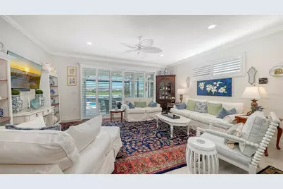 8152 Sternway Road, Sarasota, FL 34240 - Photo 13