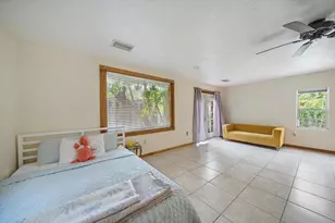 4102 Royal Palm Ave, Sarasota, FL 34234 - Photo 17