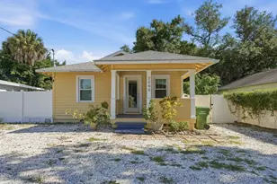 2048 5th St, Sarasota, FL 34237 - Photo 1